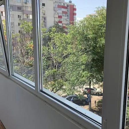 Cozy 2 Close To The Center With Huge Balcony * Bucarest