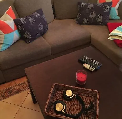 Apartment Cozy 2 Close To The Center With Huge Balcony *